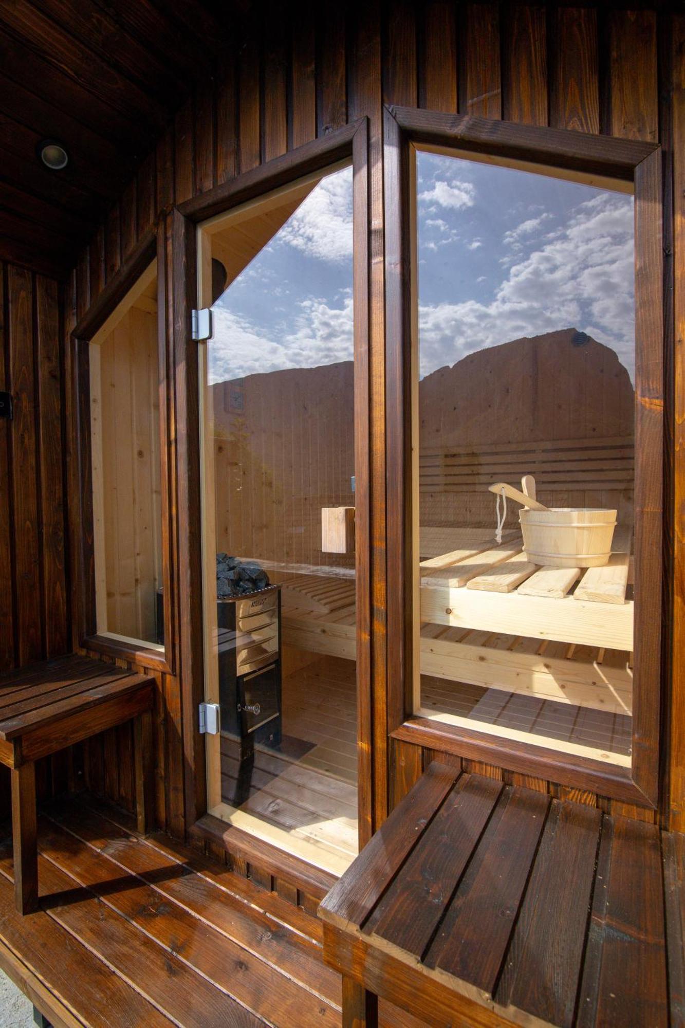 Long Rock Chalets Rimetea Eksteriør bilde