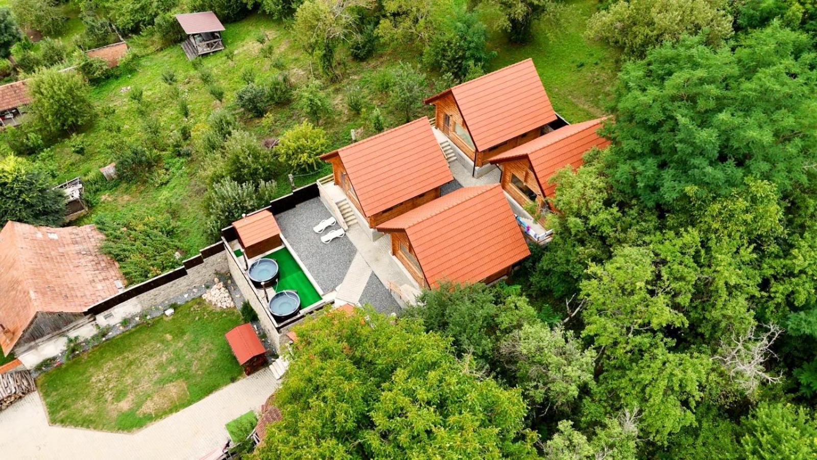 Long Rock Chalets Rimetea Eksteriør bilde