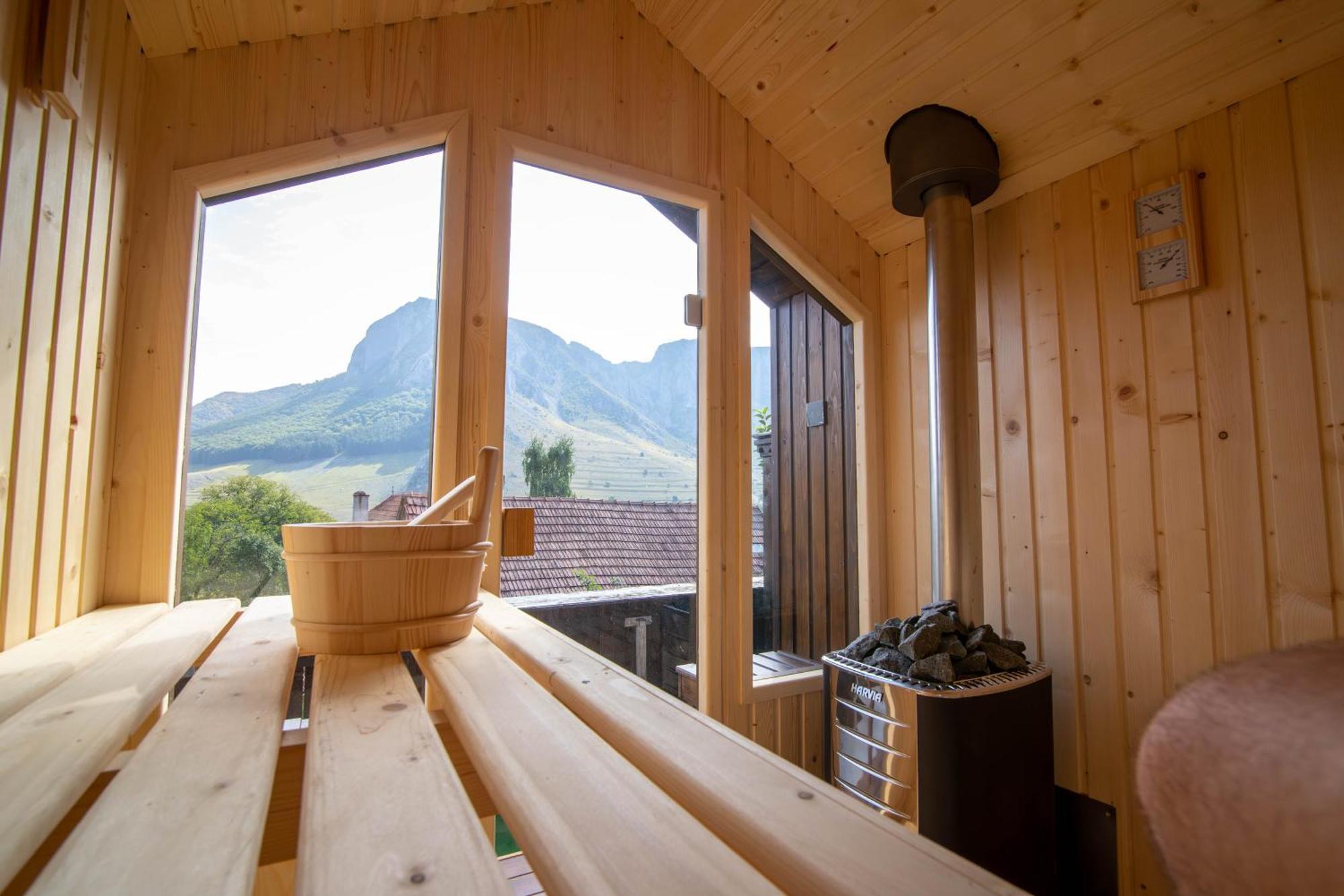 Long Rock Chalets Rimetea Eksteriør bilde