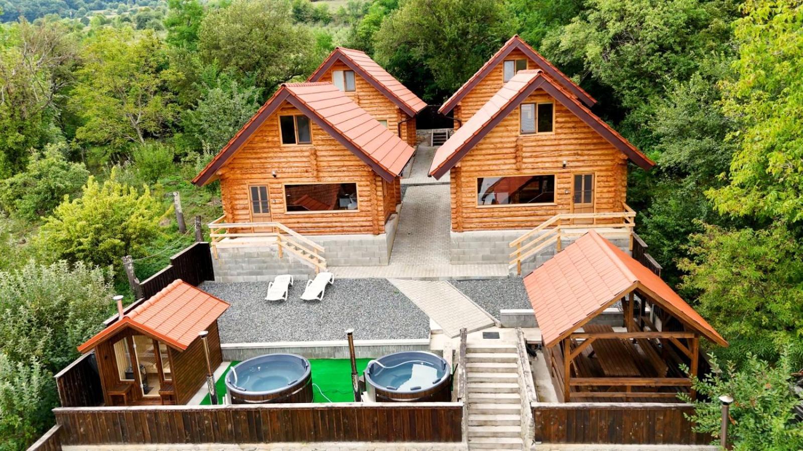 Long Rock Chalets Rimetea Eksteriør bilde