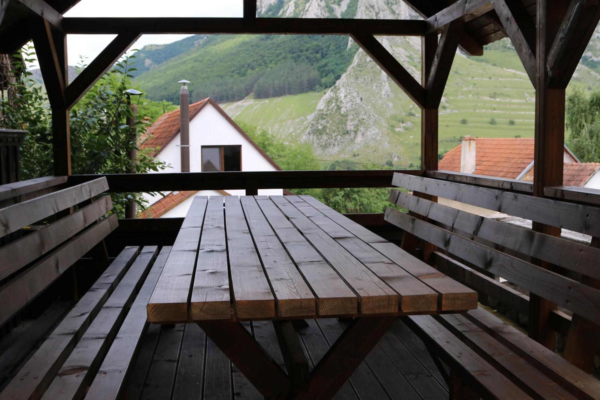 Long Rock Chalets Rimetea Eksteriør bilde