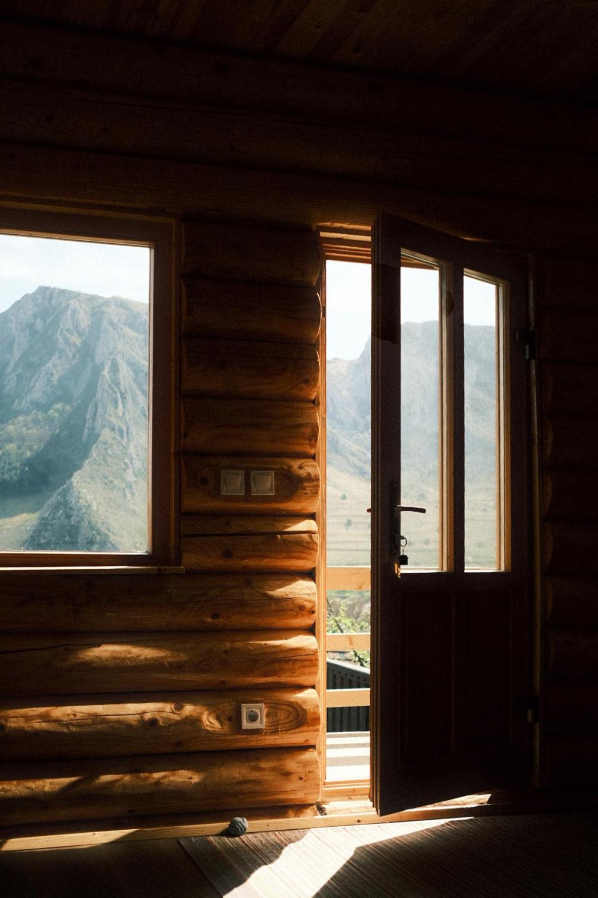 Long Rock Chalets Rimetea Eksteriør bilde